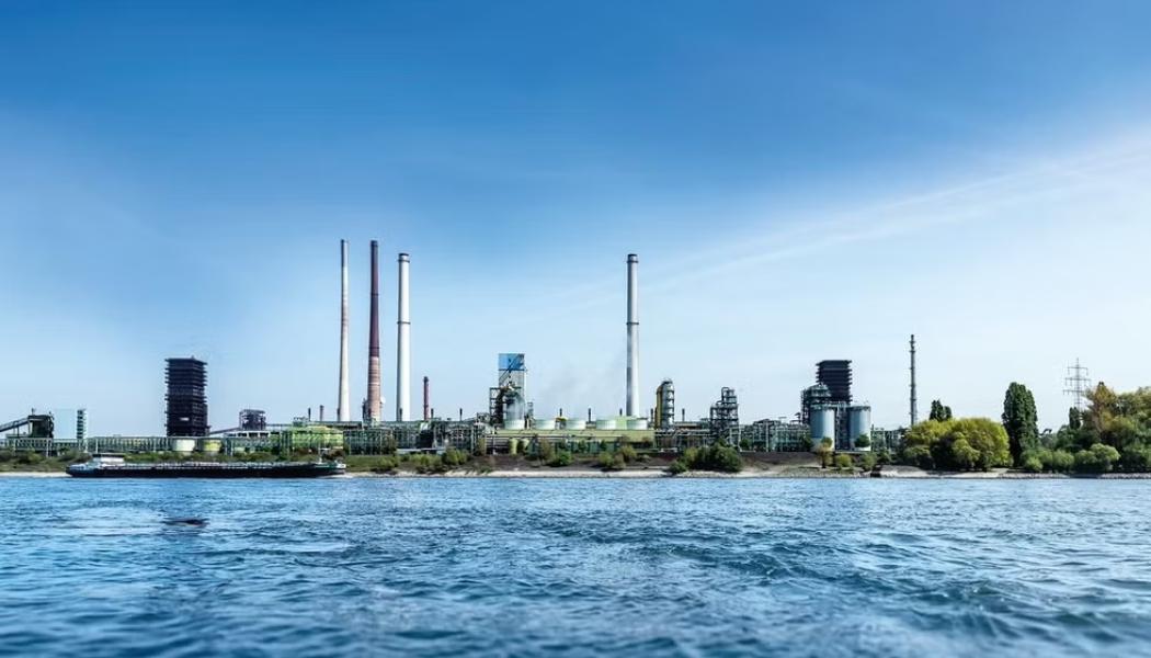 Дорогостоящий водород вынуждает немецкий сталелитейный проект изменить курс