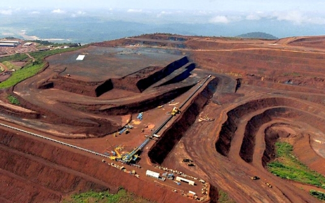BHP Billiton является ведущим производителем железной руды, никеля, меди, угля, а также нефть и газ.