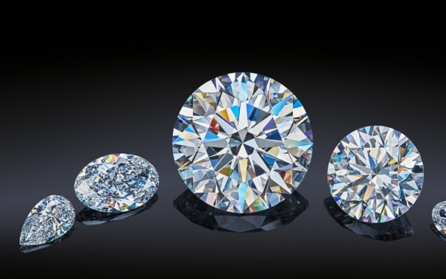 Все пять бриллиантов коллекции «Династия»