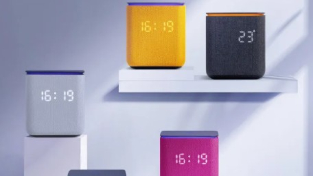 Умная колонка Яндекс Станция Миди с Алисой на YandexGPT