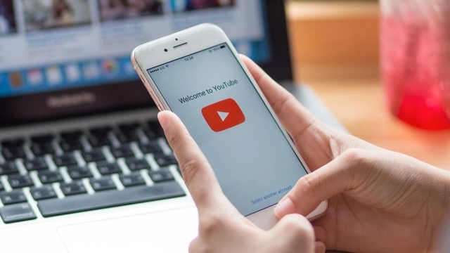  YouTube