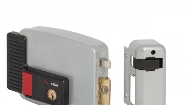 Електромеханічний замок CISA