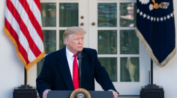 Дональд Трамп не предусматривает быстрой встречи с китайским лидером.