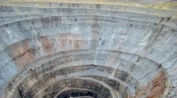 Рудник рудника «Мир» начал работу в 2009 году