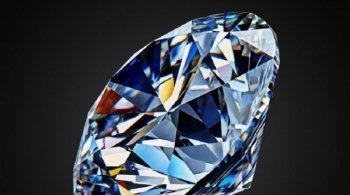 Камень является самым чистым из всех крупных алмазов коллекции