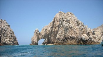 Эль Арко на южной оконечности мексиканского полуострова Нижняя Калифорния