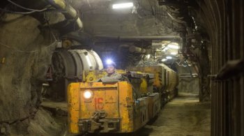 Международный алмазный рудник, расположенный недалеко от города Мирный, произвел 2,2 миллиона каратов в 2019 году