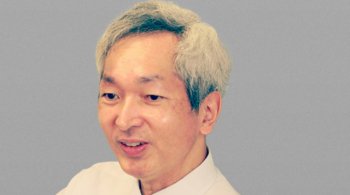 Хидеаки Хори начал свою карьеру в Nissan в 1985 году, а затем был назначен старшим научным сотрудником в исследовательском центре фирмы