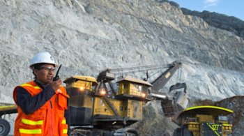 оерации на Антамине приостановлены из-за блокпоста, установленного местными жителями