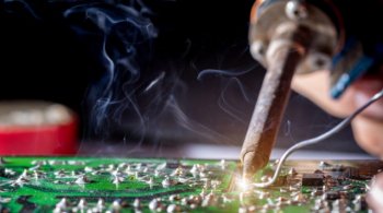 металл используется для пайки