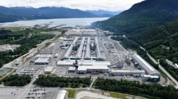 завод в Испании