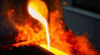 золото в слитках