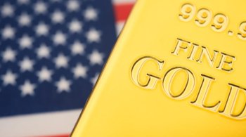 золото в слитках